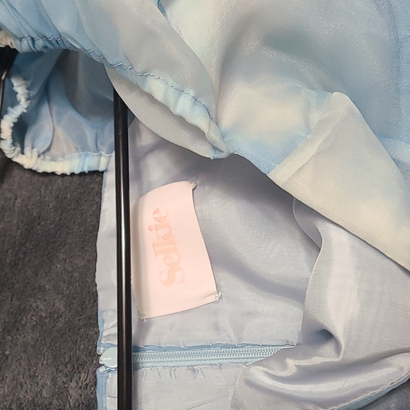 SOLD: Selkie Cloud French Puff - Picture 3 of 6